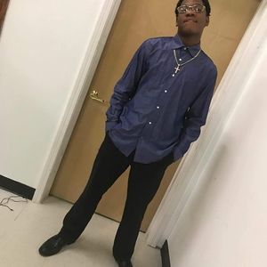 Meet your Posher, Elisha